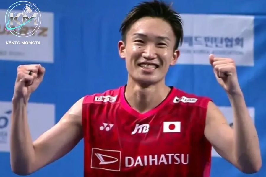 Public Life: From Shadows to Selective Spotlight